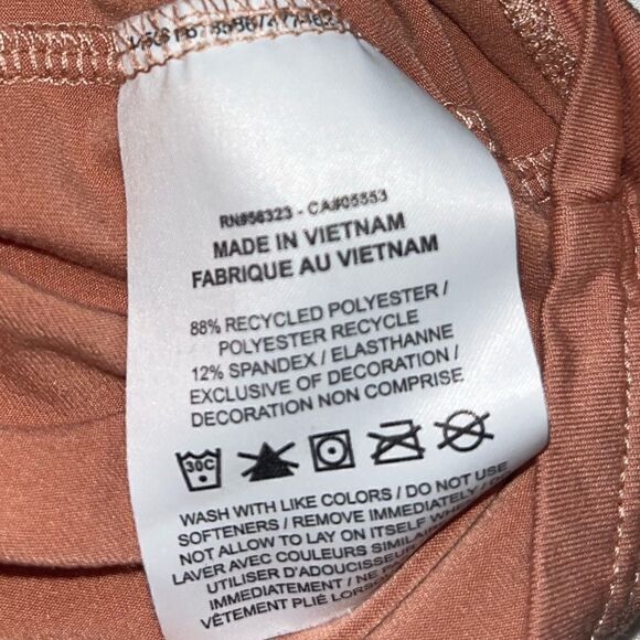 Nike Dri-Fit for Women - Picture 3 of 4